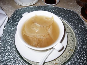 A single serving of shark fin soup. Photo by Cedric Seow, WikiMedia Commons 